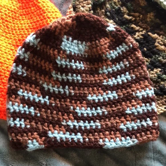 Handwoven beanies!!!❤️❤️ - Picture 4 of 5